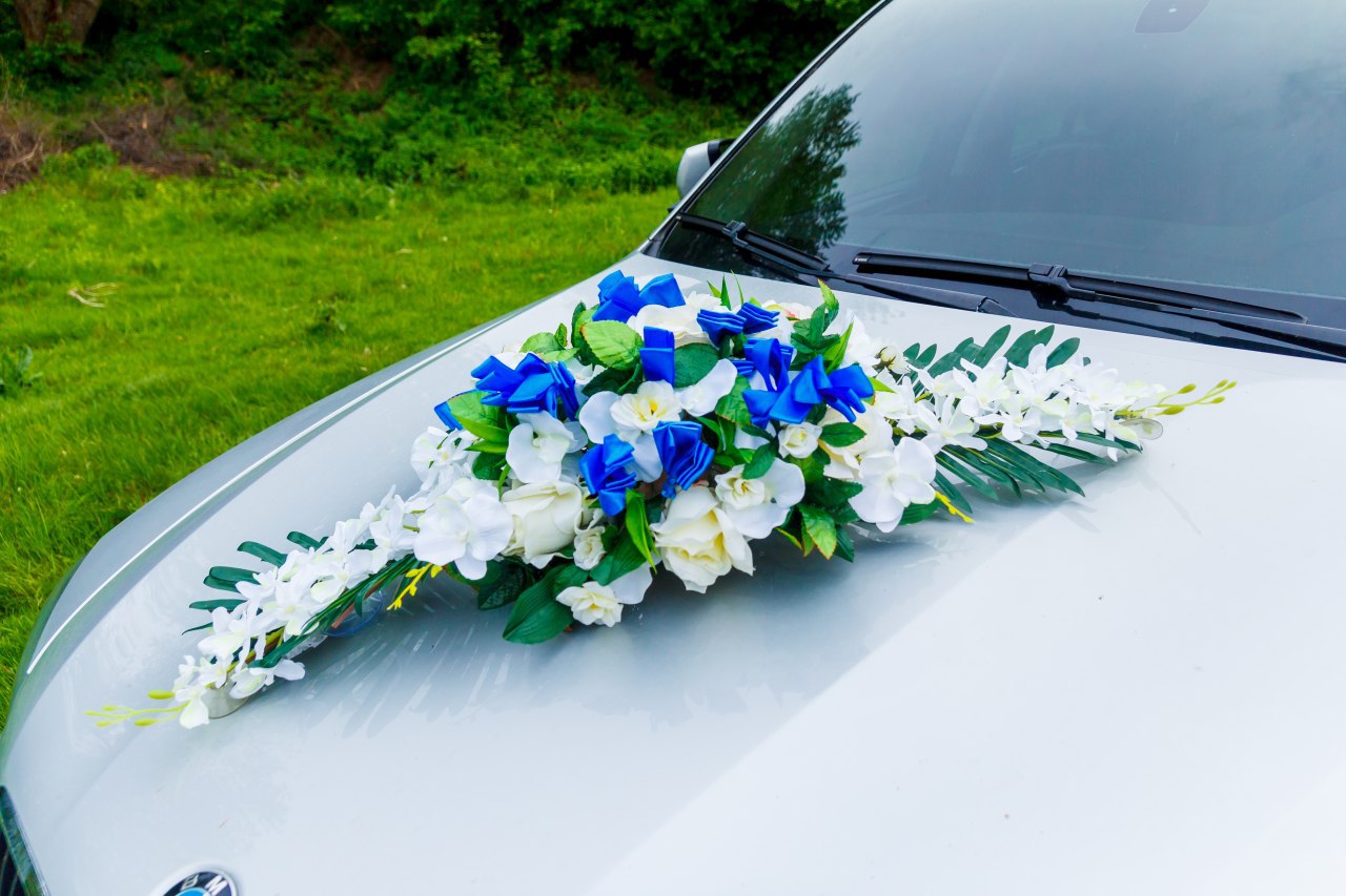Chrysler300c красивого цвета на свадьбу  Винница